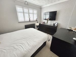 Bedroom- click for photo gallery